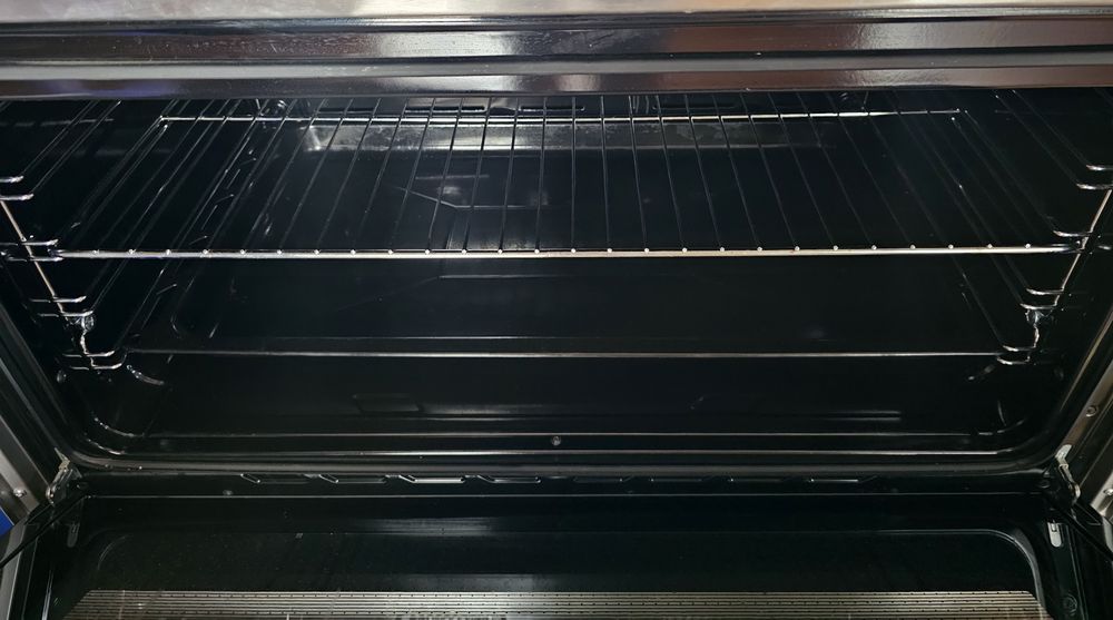 Продам газовую плиту