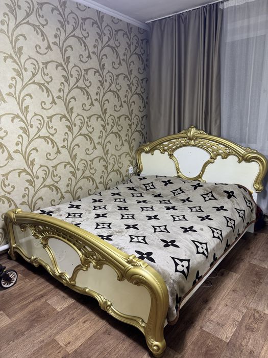 Продам спальный в хорошем состояние