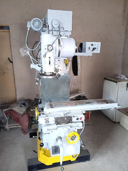 Фрезерный станок сотилади