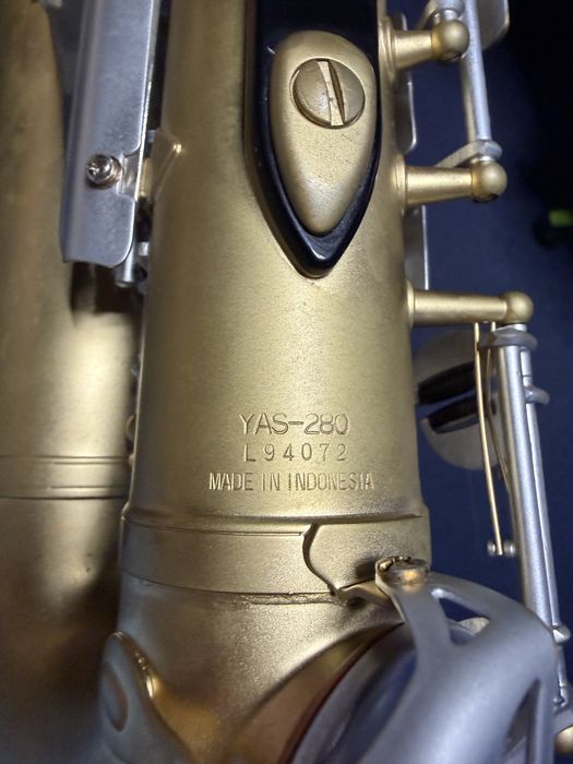 Yamaha YAS-280 Alto Sax – Recondiționat Complet – Aspect Mat Auriu Unicat