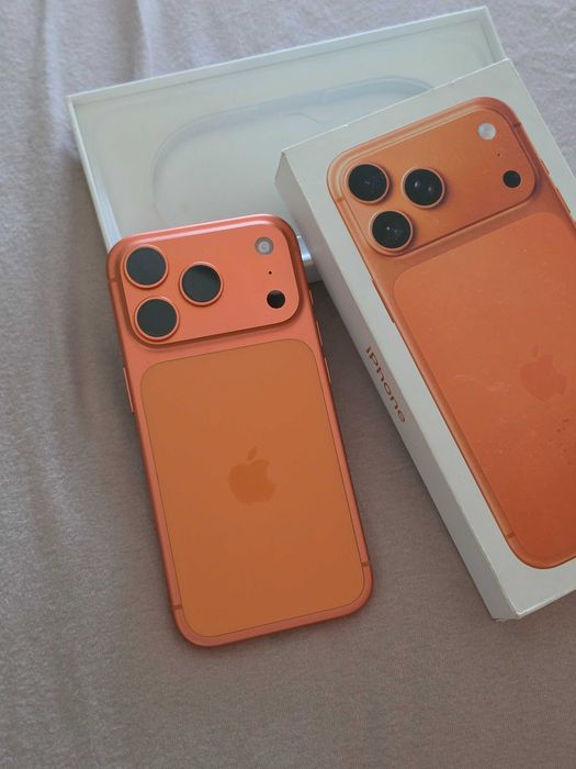 iPhone 17 Pro 256GB Orange folosit puțin