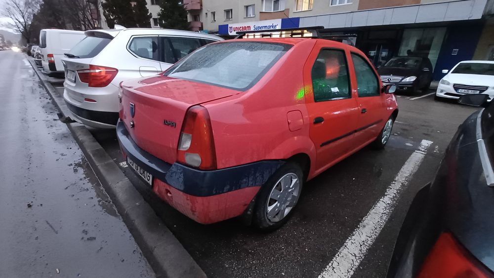 Vând Dacia Logsn ediție Kiss Fm