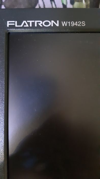 Монитор LG Flatron W1942S