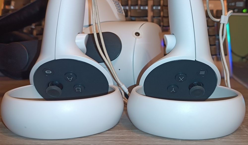 Meta Quest 2 128GB VR очила + зарядна станция + аксесоари | кутия