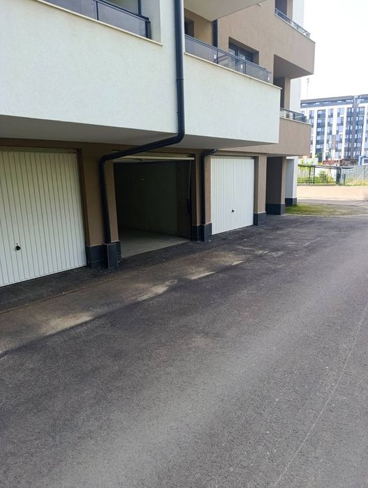 Дава се под наем Гараж / Паркомясто в София, Дружба 2 - 16 кв.м за 140 € - Снимка #2