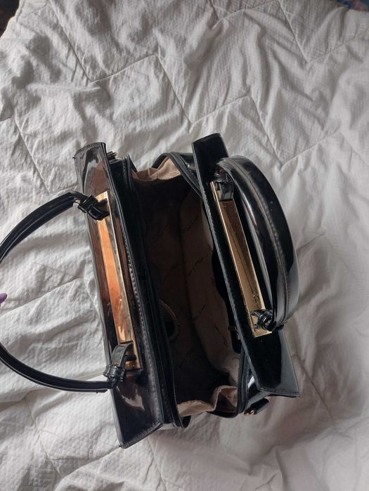 Дамска чанта от Лак