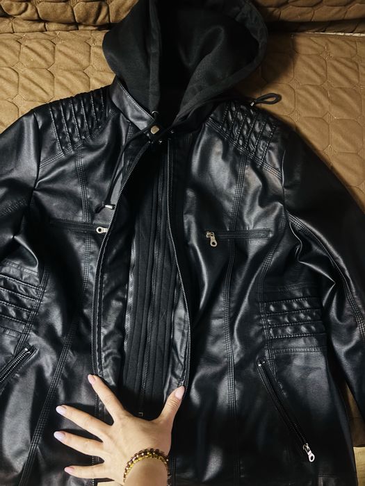 Куртка кожзам,в отл состоянии