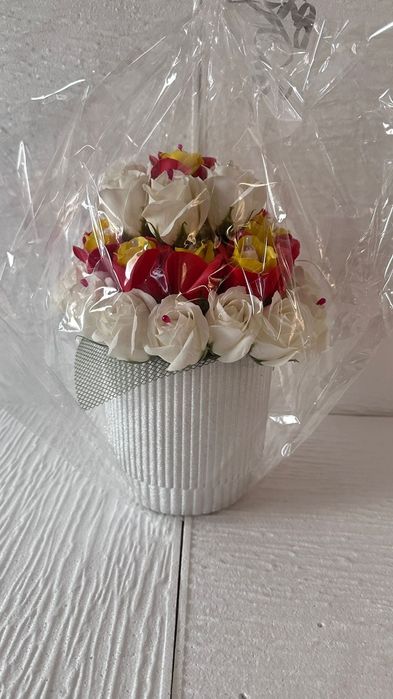 Aranjament cu flori de sapun