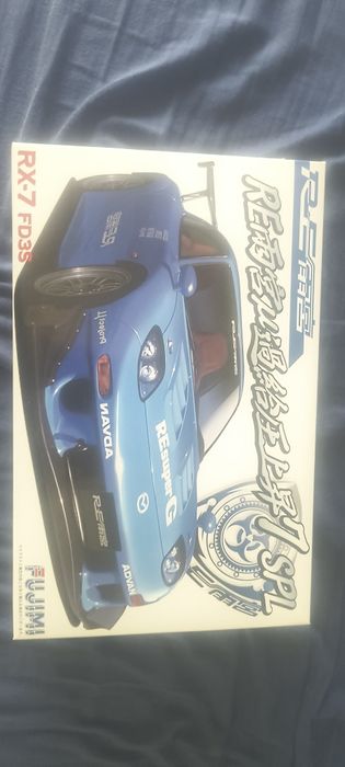 Сглобяем модел на Mazda RX-7