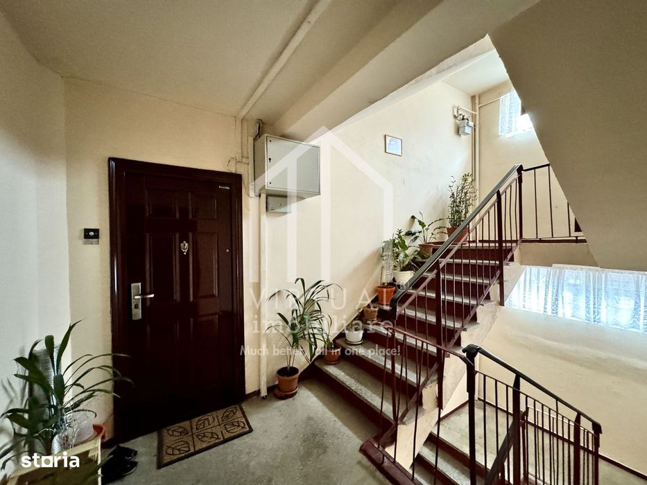 Apartament decomandat cu 3 camere, 55mp utili, pivnita, Valea Aauri