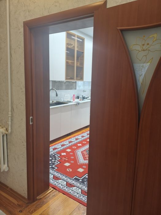Есік сатылады. Бөлмеаралық есіктер