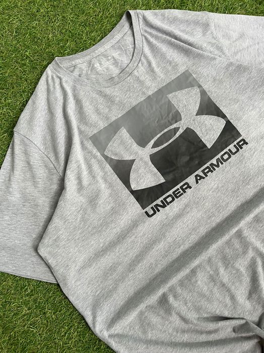 Мъжка блузка с къс ръкав : UNDER ARMOUR XL