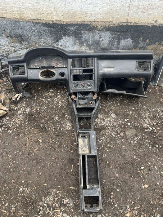 Запчасти на ауди 80