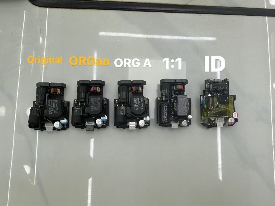 Apple Orginal Charger Adapter