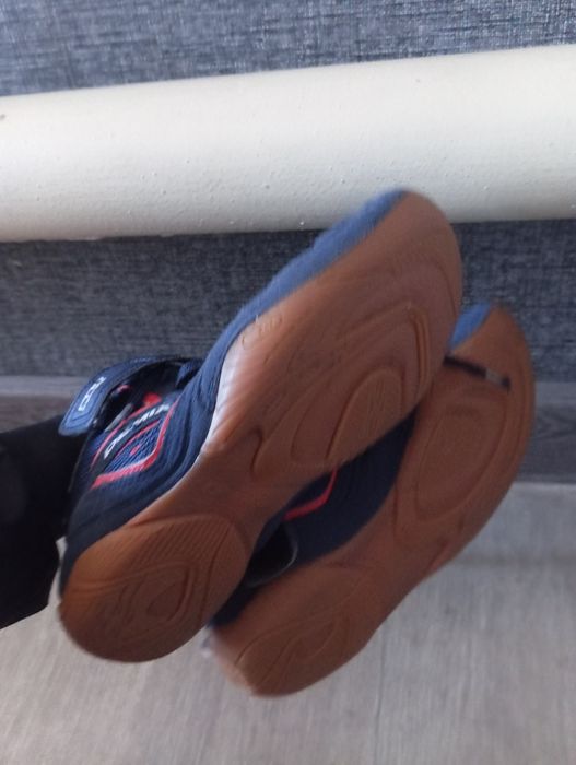 Продам борцовки  Demix