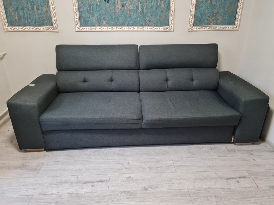 Canapea extensibila cu încărcare usb și 2 tabureti