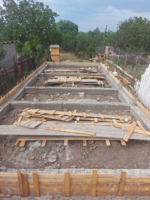 Casa cu teren de vânzare 777 m/2