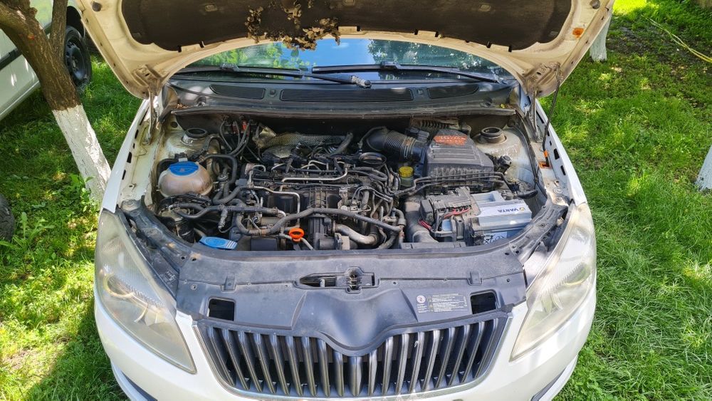 Dezmembrez skoda fabia 2 ,mot 1.6 diesel, 1.2 benzină, 75 cp cod cay,