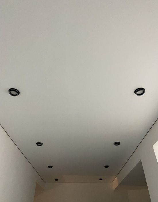 Натежной потолок