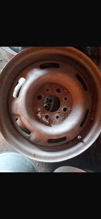 Продам диски 13 размер