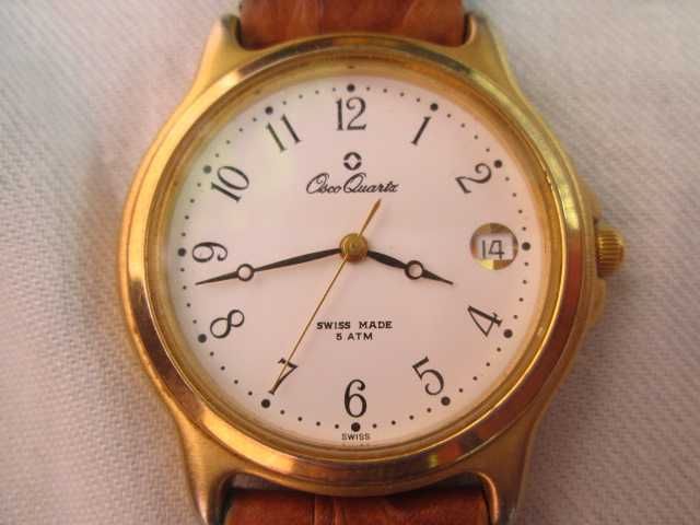 Маркови швейцарски и други часовници с различни цени.