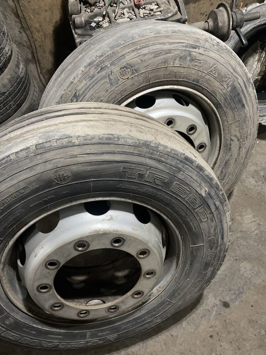 Продам диски резину 315/70R22.5 на перед
