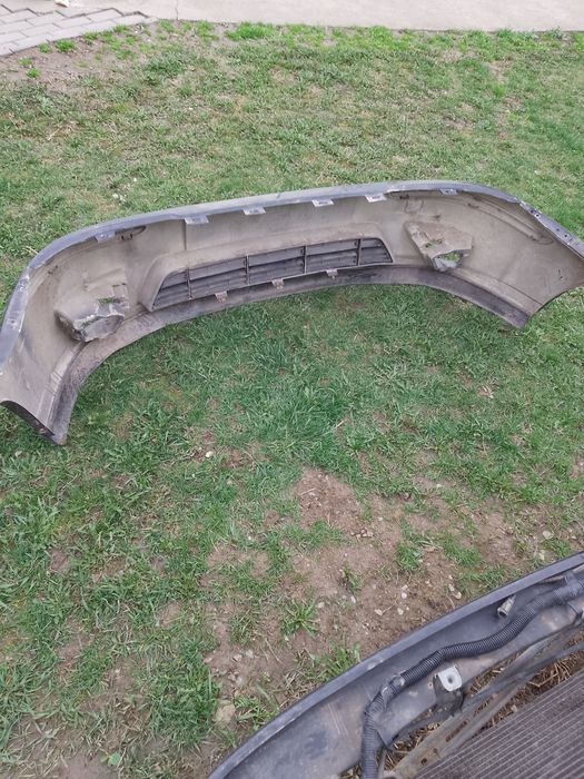 Vând bara fata Ford focus  1.6 benzină