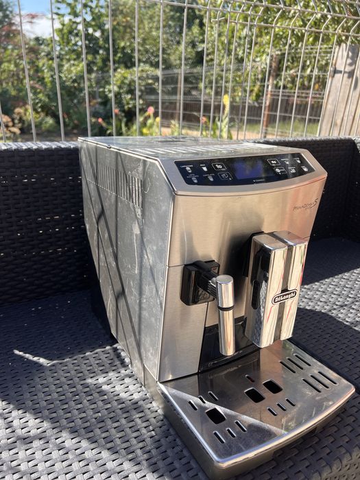 Aparat de Cafea DeLonghi PrimaDonna Evo