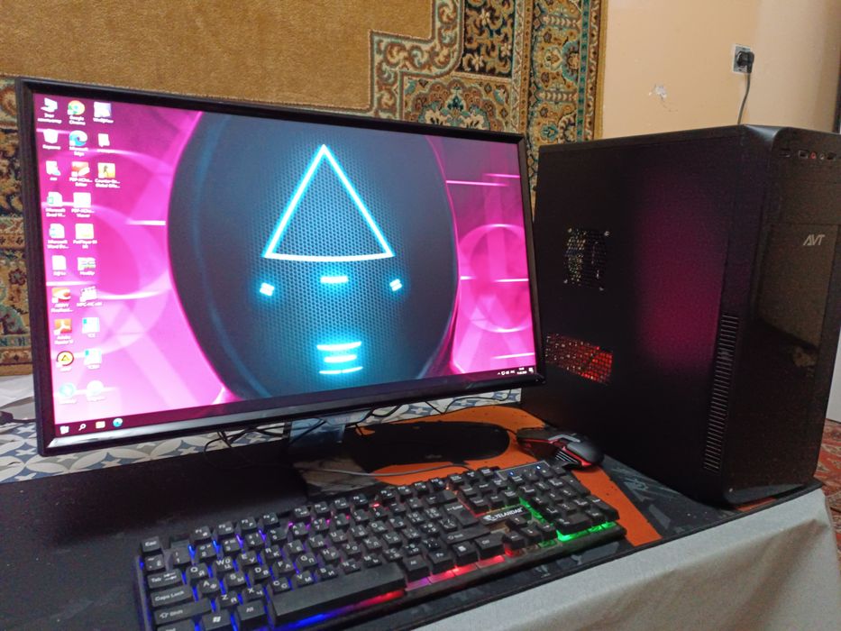 Domashniy kompyuter i3 8100 8/256gb