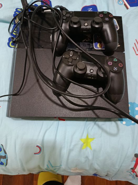 Плайстэйшэн 4 на 512гб с играми