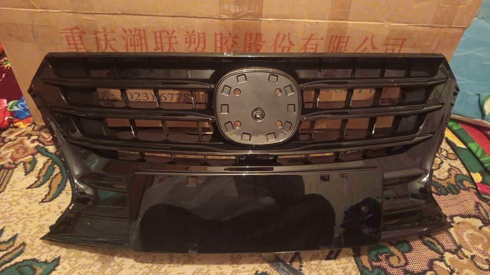 Продам решётку на Чанган алсвин