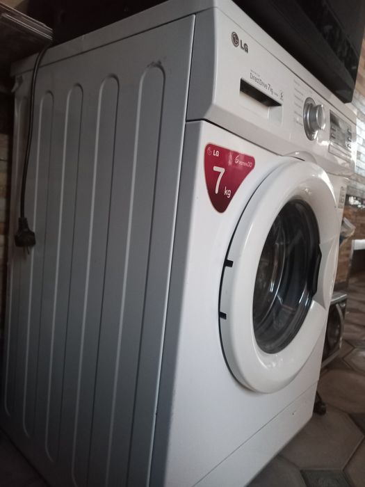 Kirmoshina lg 7 kg buzilmagan holati zor faqat