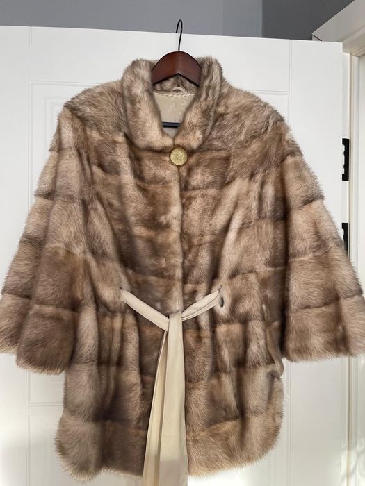 Продам норковую шубку