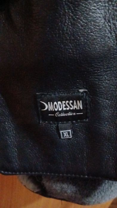 Продам срочно дублёнку 25000