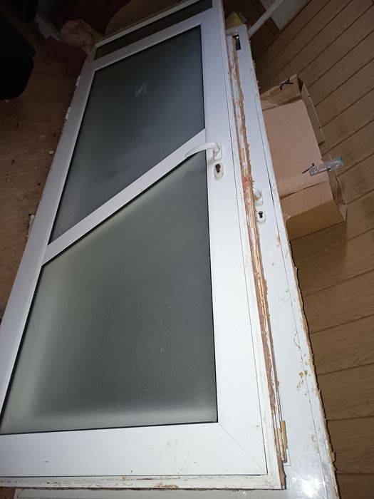 Usi termopan interior