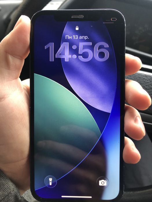 Айфон 12 в хорошем сос