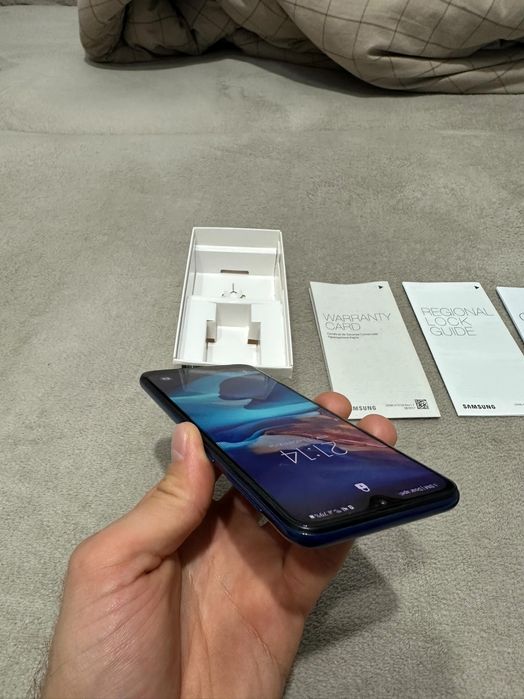 Telefon Samsung A20e 2020,albastru,32 GB, perfect funcțional+accesorii