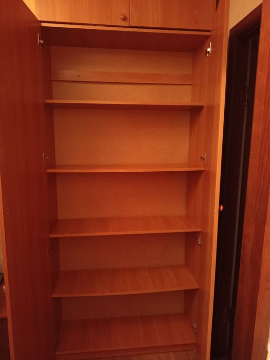 Шкаф для одежды вместительный