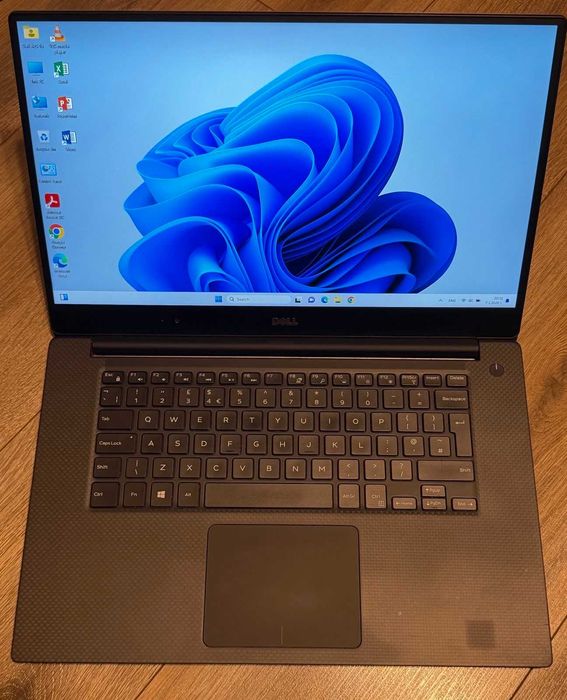 Dell XPS 9550 i7/16RAM/512GB NVMe SSD/GTX 1050/Full HD