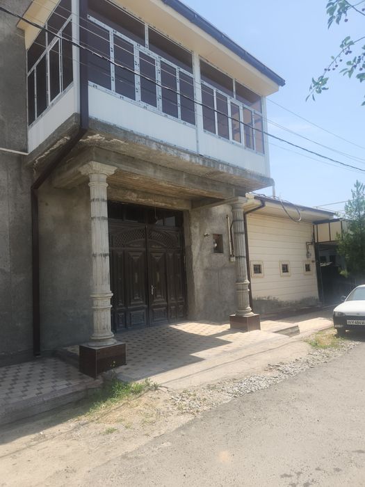 Xovli sotiladi xamma narsasi bilan