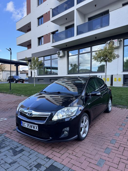 TOYOTA Auris 2010 — imagine 1