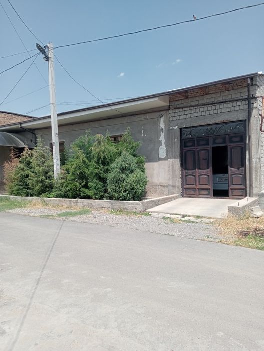 Уй сотилади Маданиятда.