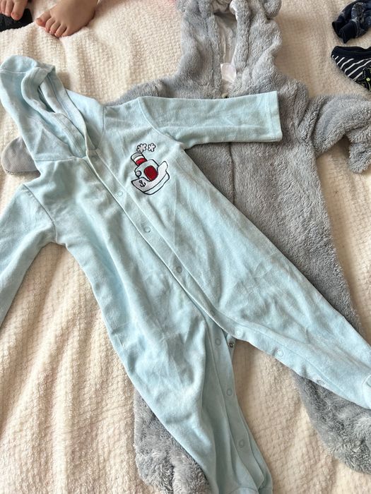 Продам пакет детских вещей..