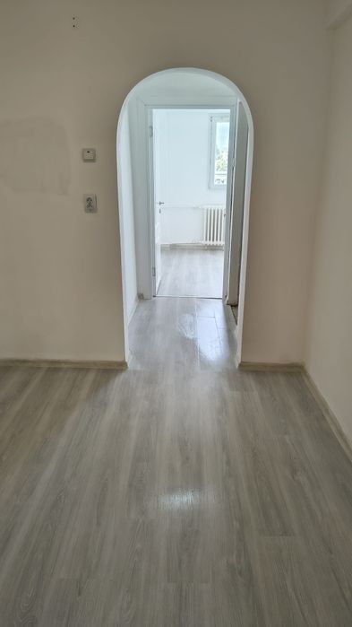 Proprietar | 2 Camere Decomandat, 43 mp – Teiul Doamnei, Facultatea de Construcții – Etaj 6
