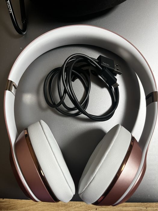 Beats Solo 3 wireless rose gold слушалки