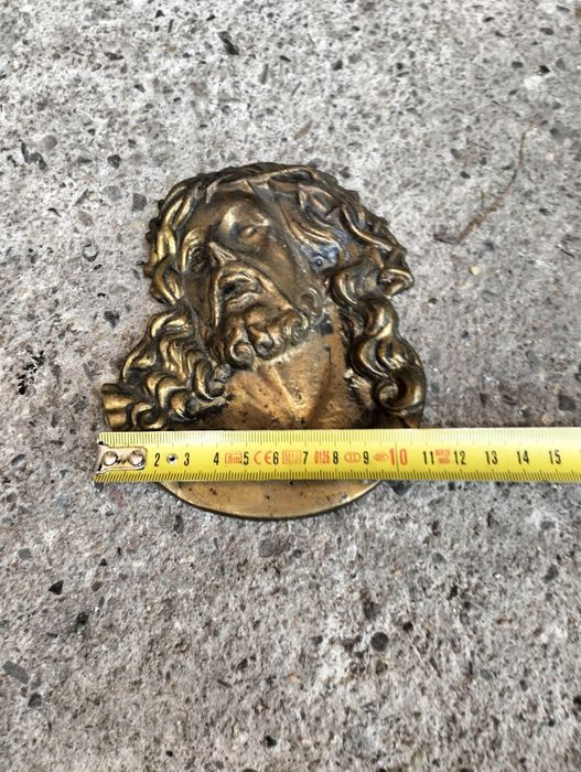 Исус Христос бронзова стенна скулптура