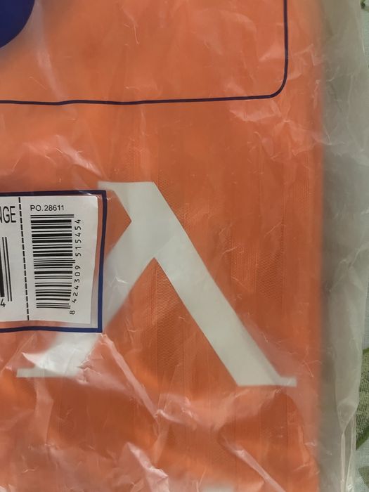 Вратаска тениска от сезона с купата