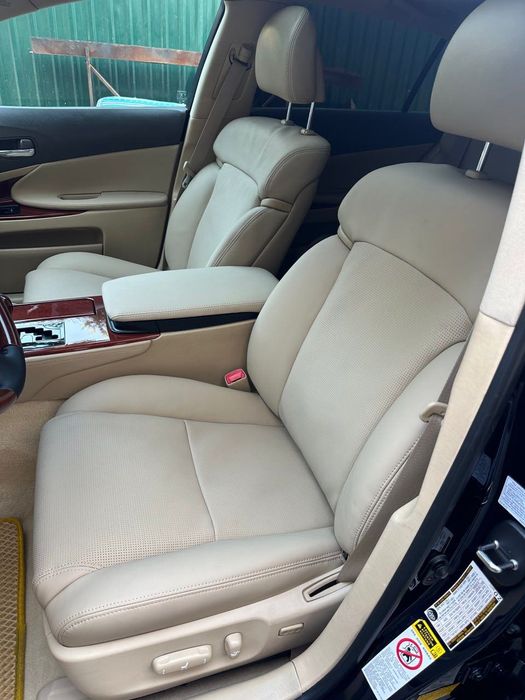Продается Lexus Gs300