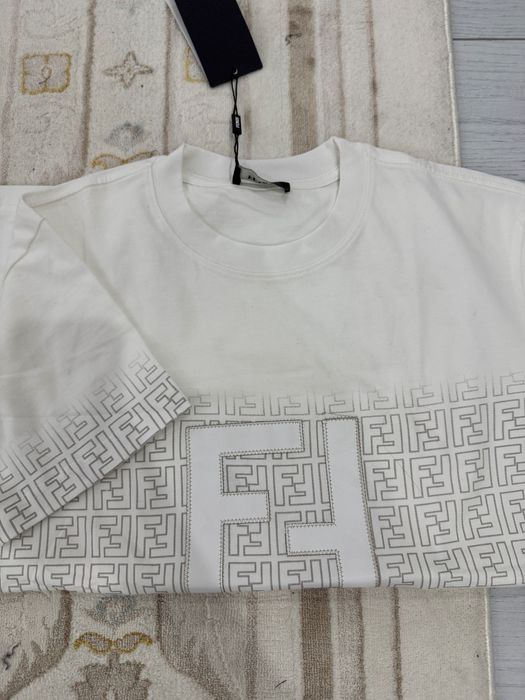 Мужские футболки