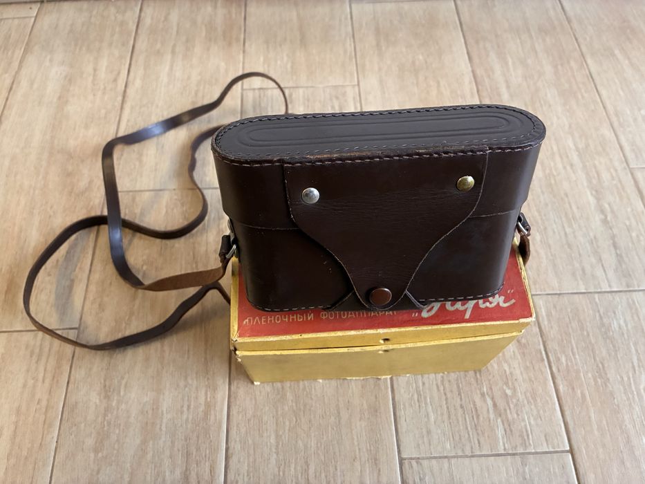 Фотоапарат “Заря”